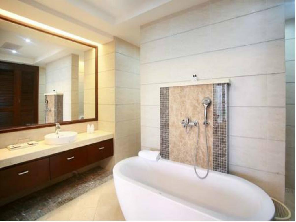 Kangte Wangfu Hotel Of Resort And Conference Sanya Exteriör bild